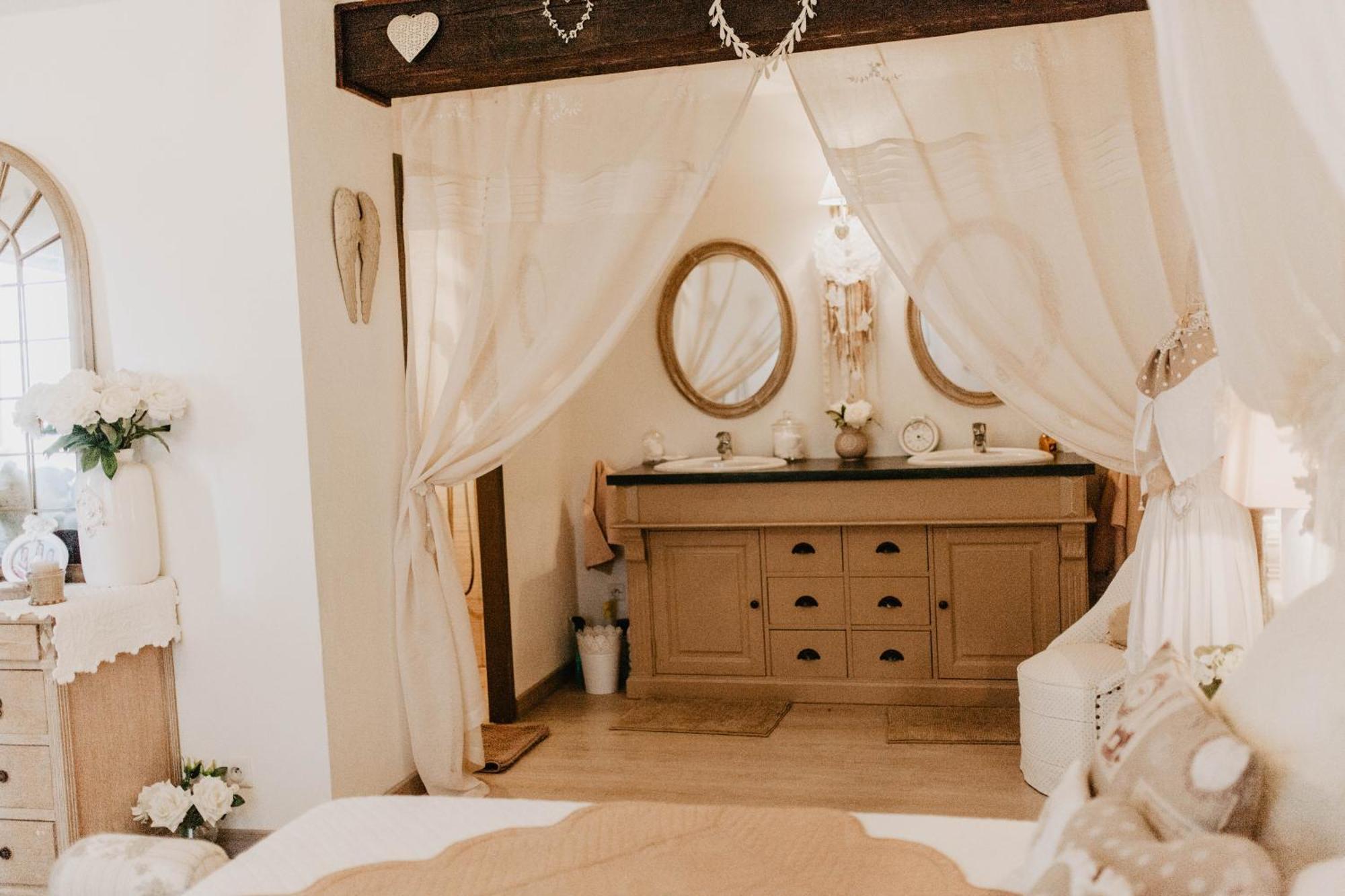 Bed and Breakfast Chez Geraldine Montels  Zewnętrze zdjęcie