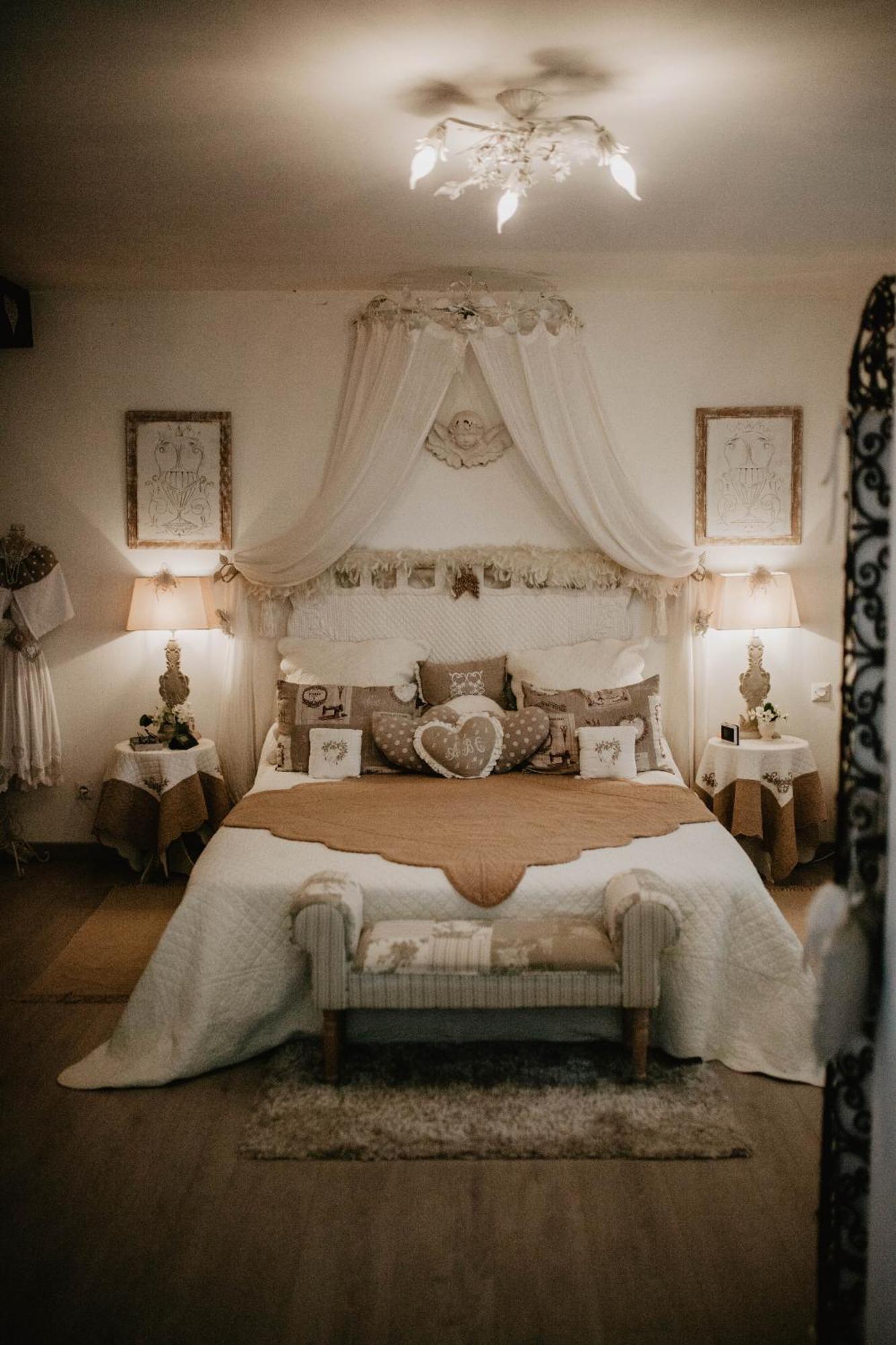 Bed and Breakfast Chez Geraldine Montels  Zewnętrze zdjęcie